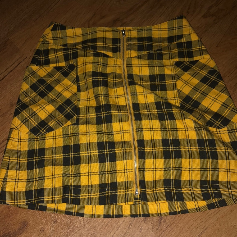 Plaid skirt